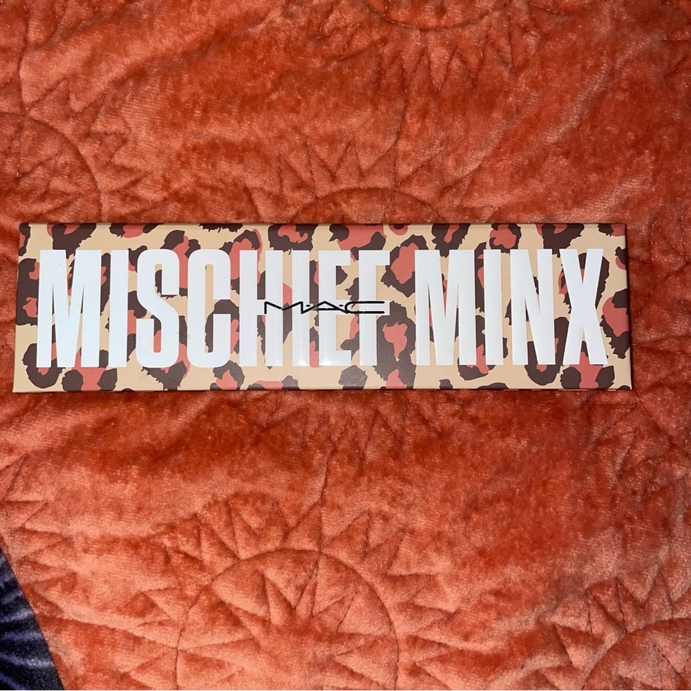 MAC Mischief Minx Eyeshadow